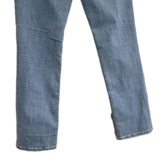 Levi's 724 High Rise Straight‎ Jeans Women's Size 31 x 32 Blue Denim Distressing - Picture 8 of 10